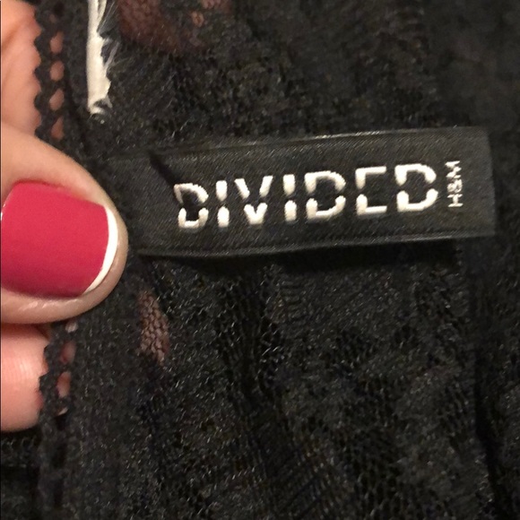 Used shorts jumpsuit by divided sizeM - Picture 6 of 8